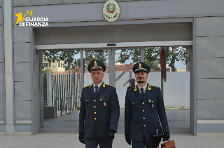 Pescara - Commercio abusivo, la Finanza denuncia un "Compro Oro"